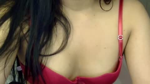 maferchavez88 online show from July 8, 10:25 pm