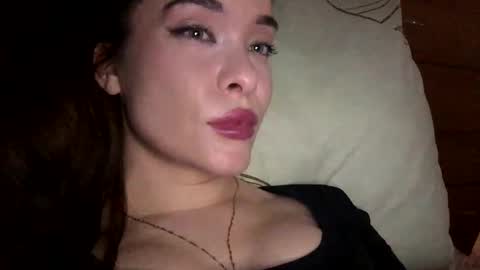 Snapshot of magggg658318 chatting on March 5, 4:47 pm magggg658318 online show from March 5, 4:47 pm
