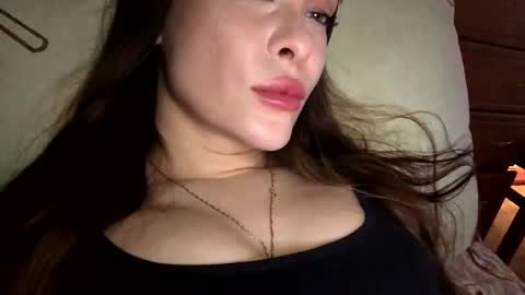 Snapshot of magggg658318 chatting on March 20, 3:28 pm magggg658318 online show from March 20, 3:28 pm
