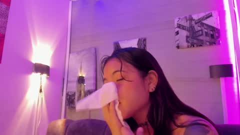 Maggie online show from October 12, 12:37 pm