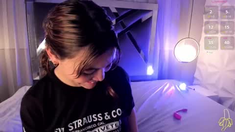 Snapshot of magic_aliice chatting on February 25, 6:53 pm magic_aliice online show from February 25, 6:53 pm