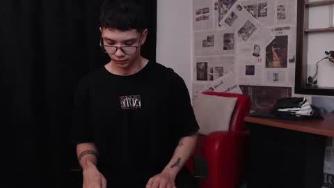 Damian Rivers online show from March 1, 10:42 pm