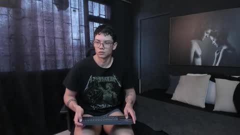 Damian Rivers online show from October 8, 8:28 pm