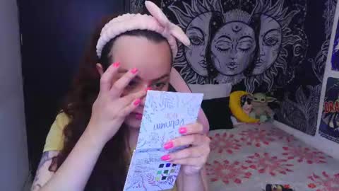 Snapshot of magic_clairewitch chatting on June 18, 10:03 pm Claire online show from June 18, 10:03 pm