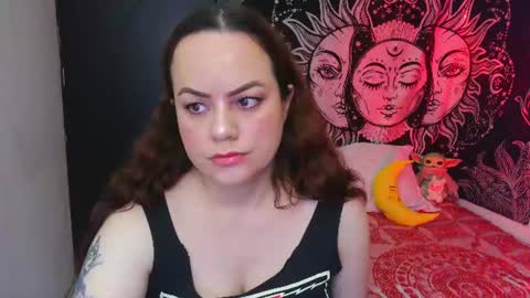 Snapshot of magic_clairewitch chatting on June 20, 11:07 pm Claire online show from June 20, 11:07 pm