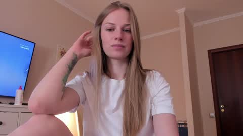 Alice  online show from March 14, 10:21 am