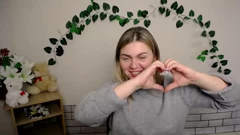 magic_katarina_ online show from December 11, 9:09 am