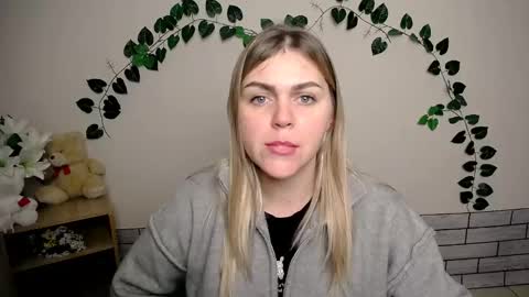 magic_katarina_ online show from January 6, 7:09 am