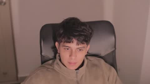 Tony Hoffa online show from October 10, 3:05 am