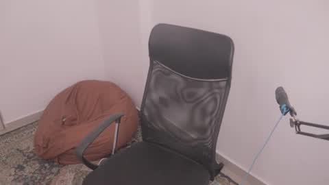 Tony Hoffa online show from December 1, 6:24 pm