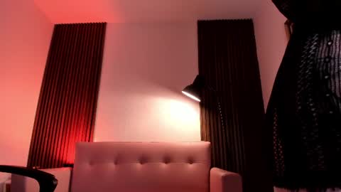 Snapshot of magic_vera chatting on July 7, 4:15 am Vera online show from July 7, 4:15 am