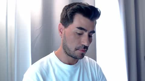 Andres online show from July 11, 7:49 pm