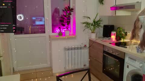 MagicLove online show from December 15, 9:35 am