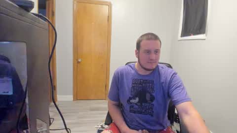 Snapshot of magicman176 chatting on October 27, 4:11 pm Magic176 online show from October 27, 4:11 pm