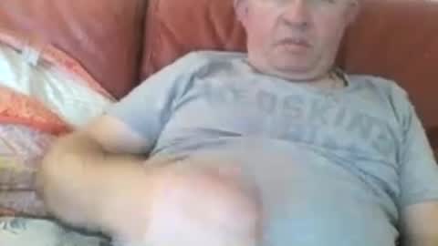 Snapshot of magicman250 chatting on July 4, 5:08 pm magicman250 online show from July 4, 5:08 pm