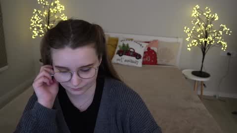 Emily online show from January 6, 5:59 pm