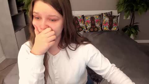 Emily online show from November 18, 10:31 am