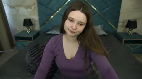 Emily online show from July 22, 12:30 pm