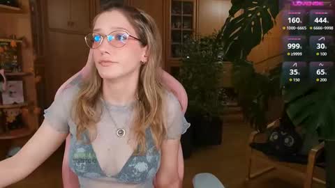 Nicole online show from October 22, 7:46 pm