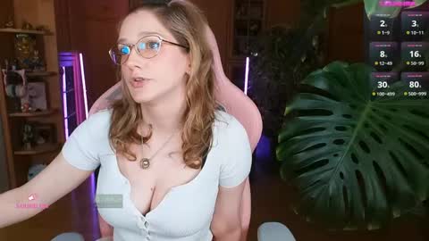 Nicole online show from May 26, 9:11 pm