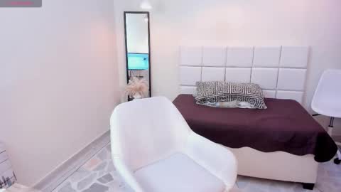 Venus online show from November 6, 11:26 pm