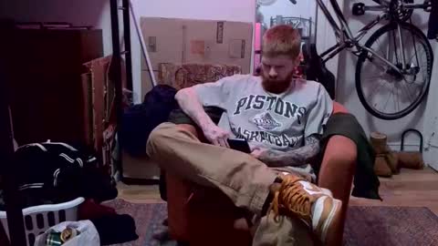 Snapshot of magnetic77slav chatting on January 10, 11:09 pm magnetic77slav online show from January 10, 11:09 pm