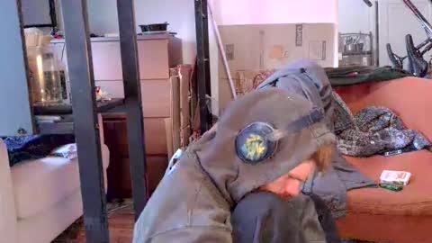 Snapshot of magnetic77slav chatting on January 11, 7:52 pm magnetic77slav online show from January 11, 7:52 pm