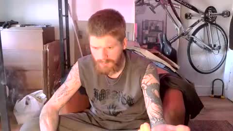 Snapshot of magnetic77slav chatting on January 14, 4:56 pm magnetic77slav online show from January 14, 4:56 pm