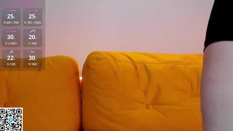 Snapshot of magnetic_maya chatting on January 11, 12:32 pm Ronnie online show from January 11, 12:32 pm