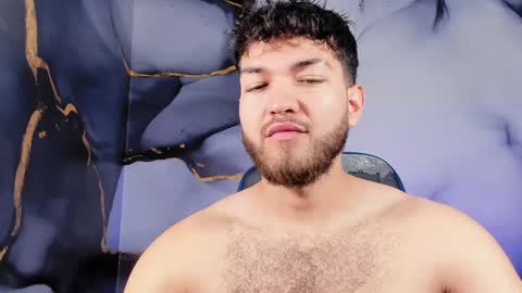 Snapshot of magnus_77 chatting on December 10, 10:17 am PRINCE online show from December 10, 10:17 am