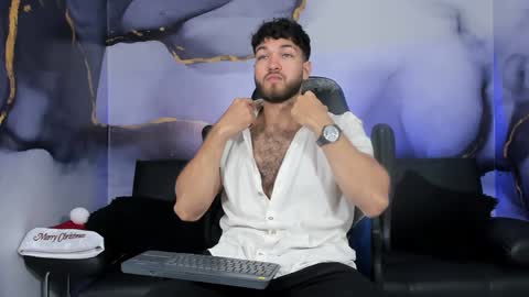 Snapshot of magnus_77 chatting on December 31, 2:25 pm PRINCE online show from December 31, 2:25 pm