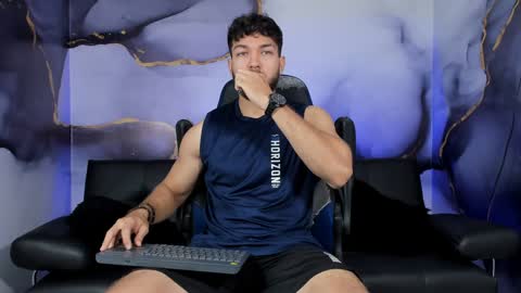 Snapshot of magnus_77 chatting on January 11, 11:23 am PRINCE online show from January 11, 11:23 am