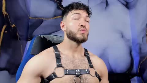 Snapshot of magnus_77 chatting on February 12, 11:51 am PRINCE online show from February 12, 11:51 am