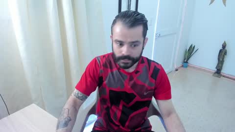     online show from December 9, 9:48 pm