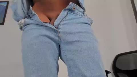 Magnusclark online show from April 9, 8:58 pm