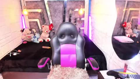 mahiara hot online show from July 23, 12:58 pm