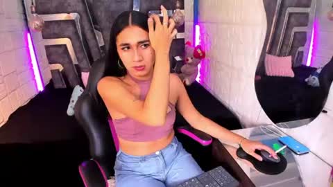 mahiara hot online show from July 28, 2:13 pm