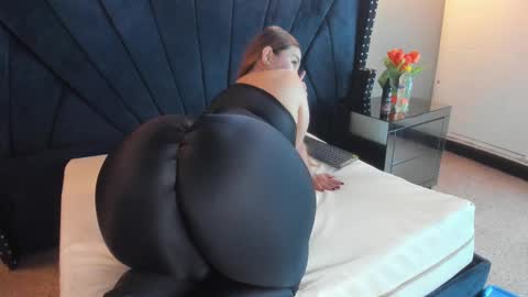 MAHIA online show from October 4, 1:20 pm