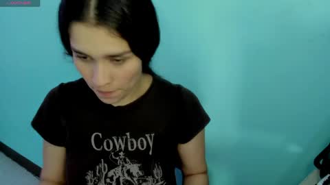 Snapshot of mahiia_1 chatting on April 13, 3:17 pm Mahiia online show from April 13, 3:17 pm