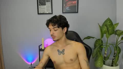 mai_sanchez online show from January 14, 3:45 am