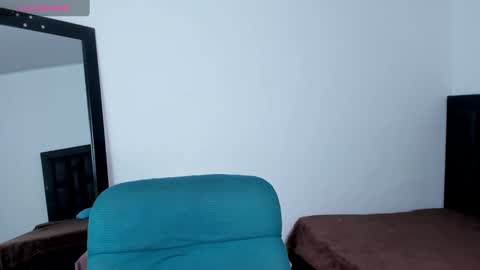 Snapshot of maia_davies chatting on March 5, 2:34 pm Maia online show from March 5, 2:34 pm