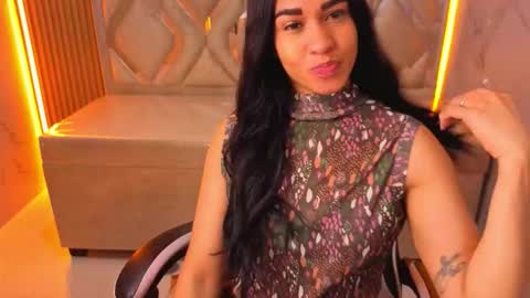 Online 800 to 1400 online show from December 15, 12:53 pm