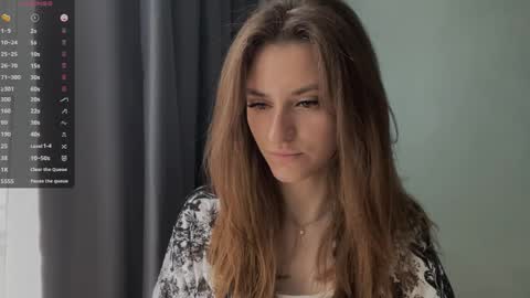 M I A online show from April 15, 9:16 am