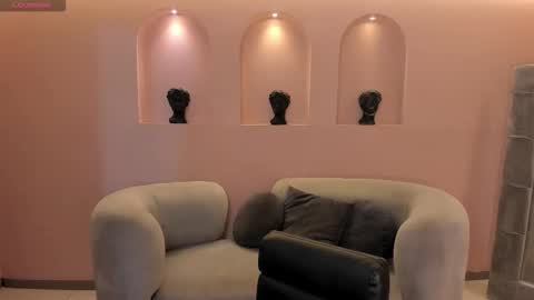  Maia  online show from January 10, 11:23 am