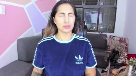 Snapshot of maiaconnor chatting on September 20, 4:24 am online show from September 20, 4:24 am