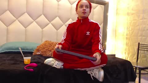 Maia  online show from February 1, 11:21 am