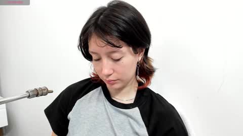 maibys online show from February 1, 12:04 pm