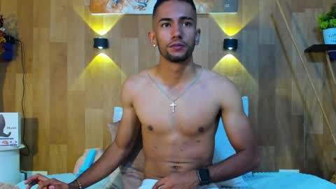 maicolparker0 online show from April 5, 2:36 pm