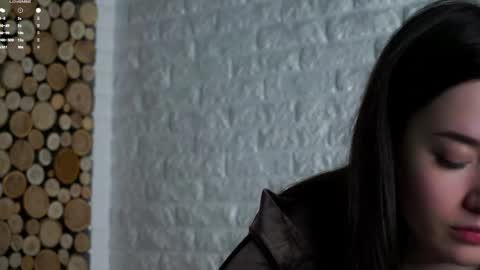 Lucy online show from April 2, 3:37 am