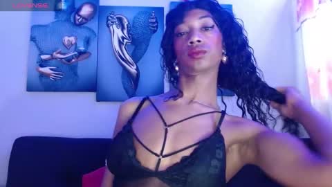 Bella Maidi online show from December 24, 2:22 pm